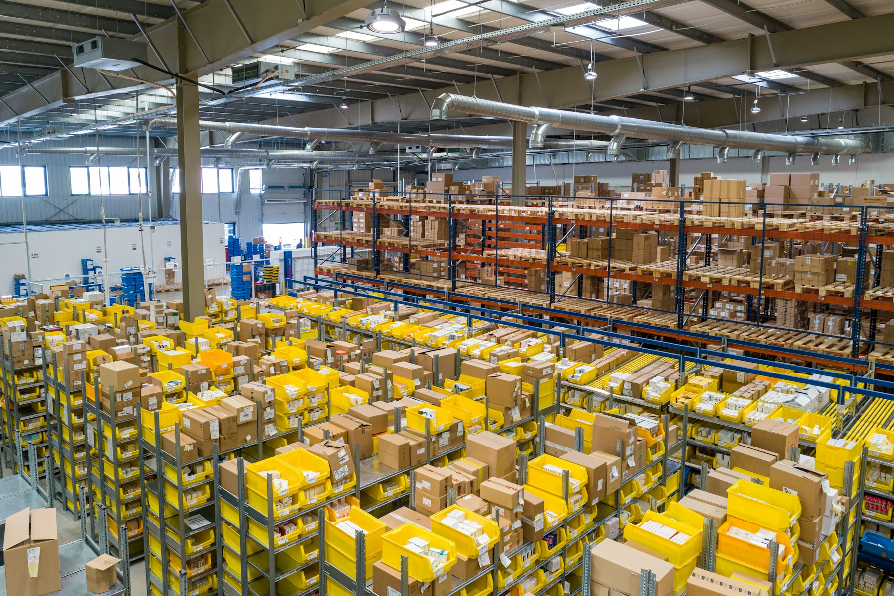 3PL warehousing and commercial logistics